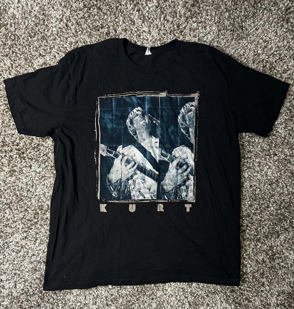 Pacific Kurt Cobain Nirvana Graphic T-Shirt Black Size XL